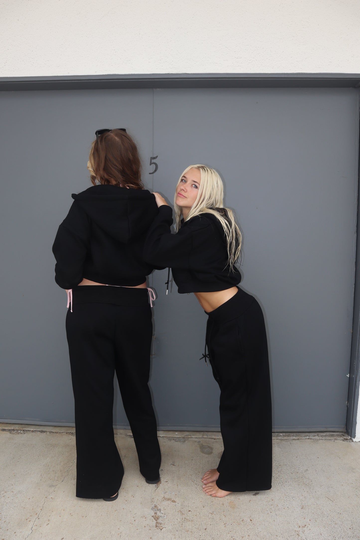Black Crush Sweatpant